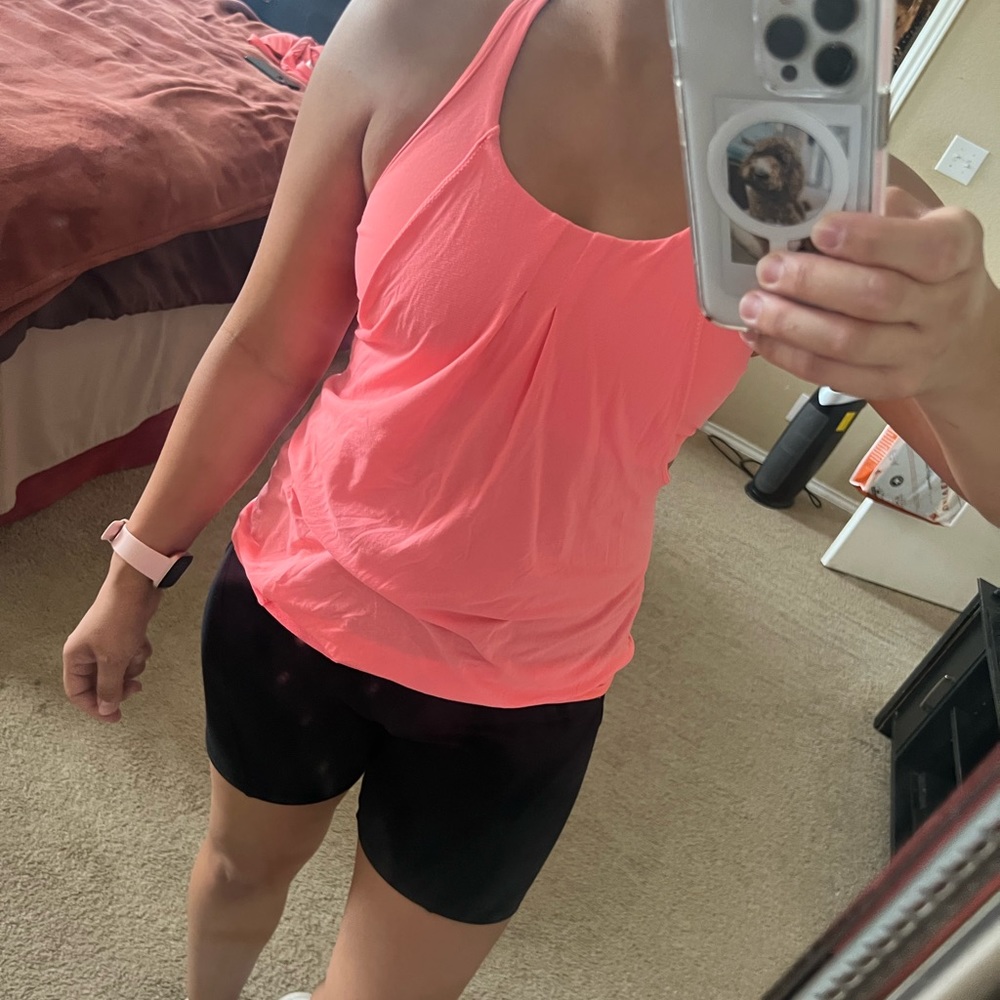 Lululemon Tank - Picture 4 of 5